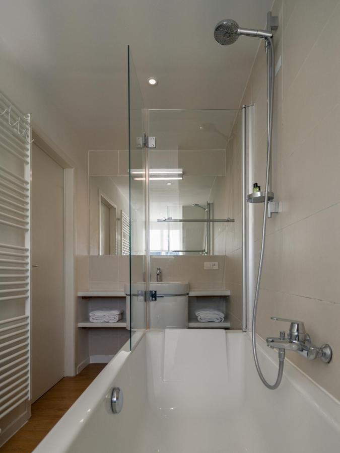 Julie'S Boutique Guesthouse Gent Bagian luar foto
